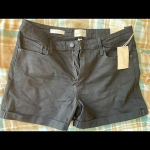 Target (Universal Thread) black denim shorts